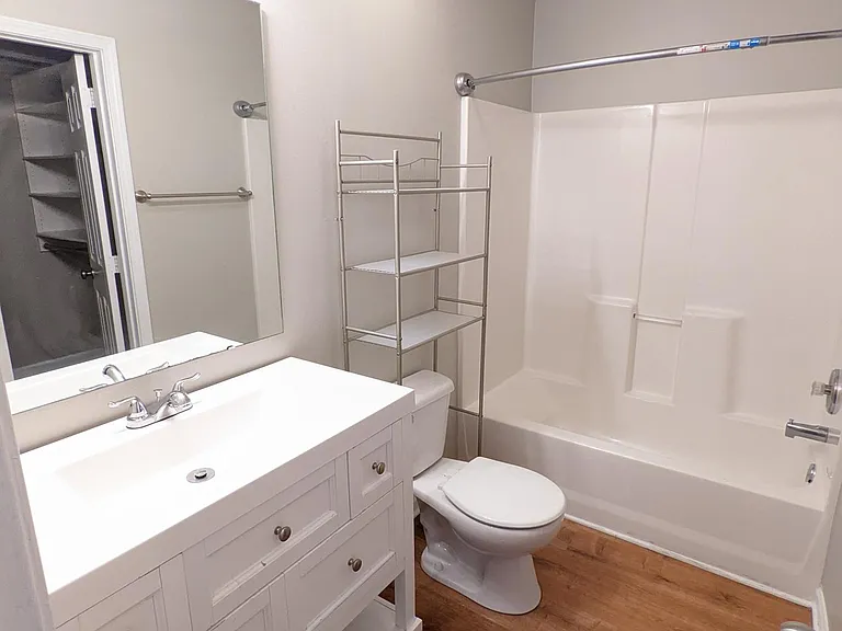 116 Brushy Hollow Ln — Photo 14