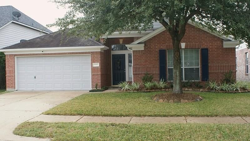 1st image of 16643 Roseglade Dr