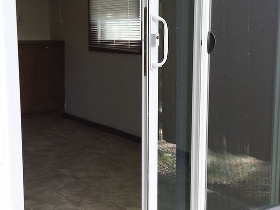 3rd image of 610 W College Ave #1