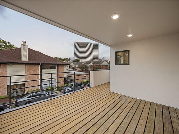 2nd image of 2668 Bering Dr #2668
