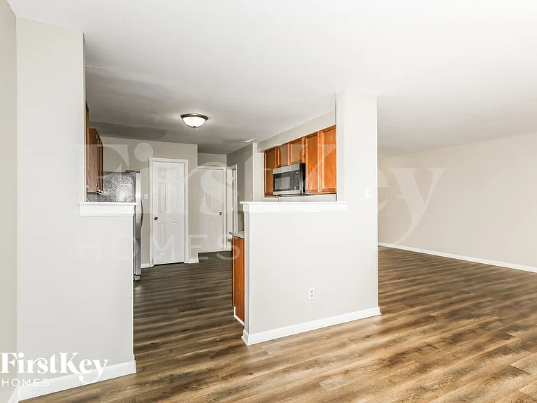 16773 Lowell Dr — Photo 8