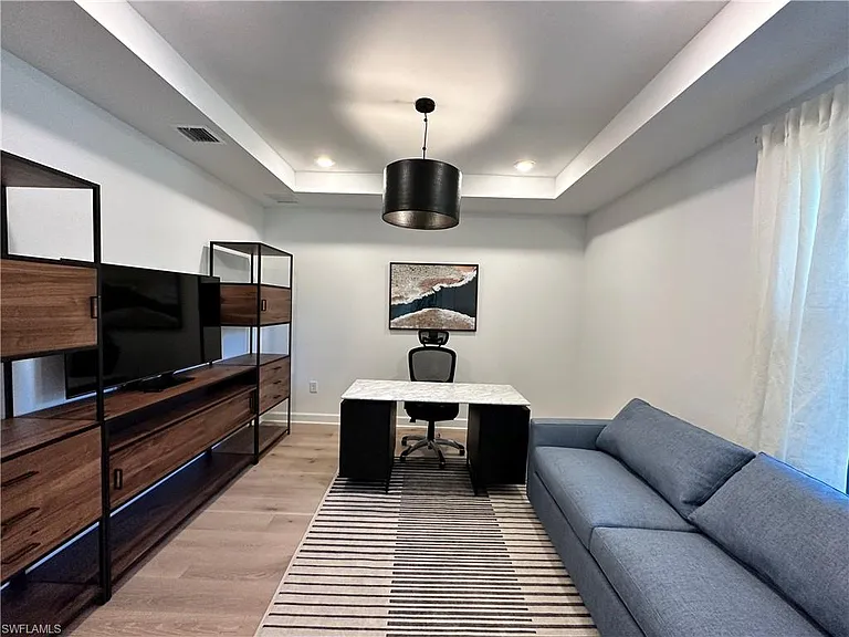 9260 Cormorant Dr — Photo 15