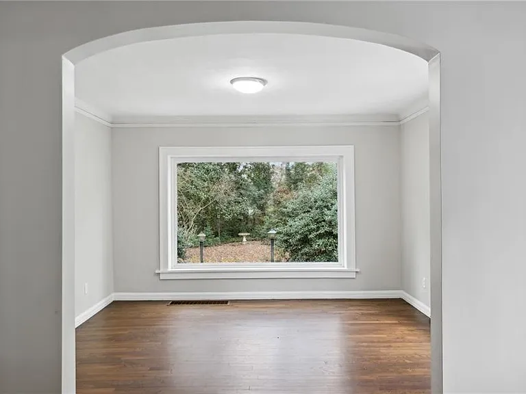 2878 N Hills Dr NE — Photo 10