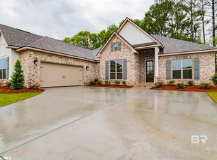 257 Fennec St, Fairhope, AL 36532