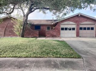 1709 Linda St, Kingsville, TX 78363