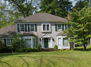 22 Aspen Way, Morristown, NJ 07960