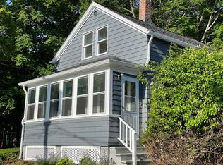 7 Commercial St, Cranston, RI 02905