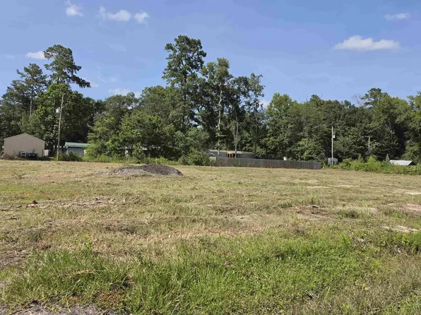 8915 Cornell Dr, Lumberton, TX 77657
