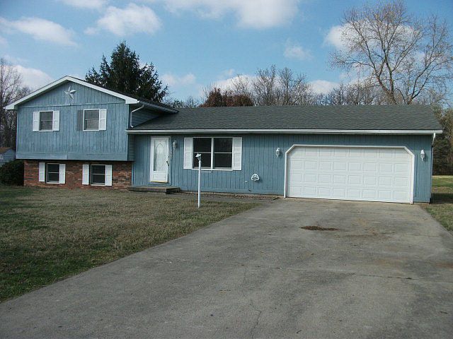 1st image of 207 Vernon Dr #556/442