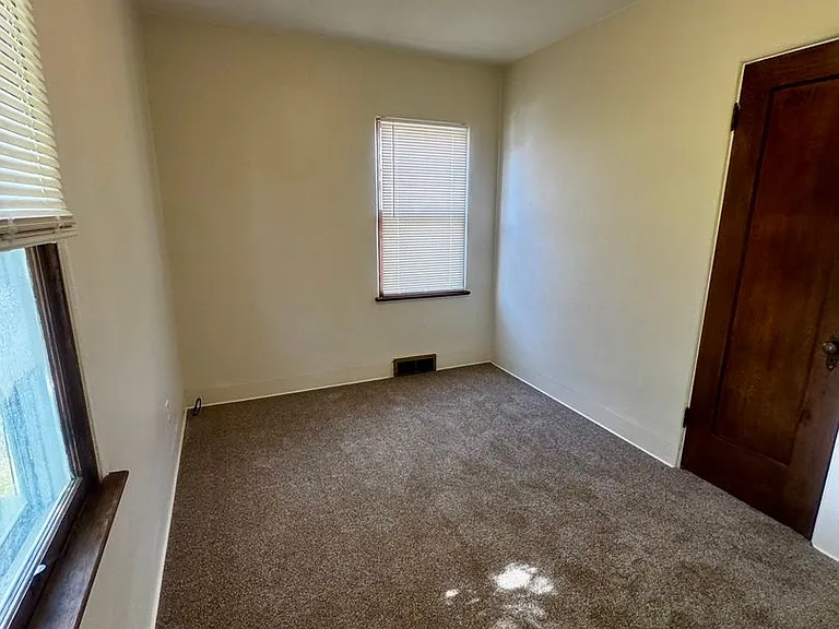 618 N Foote Ave — Photo 20