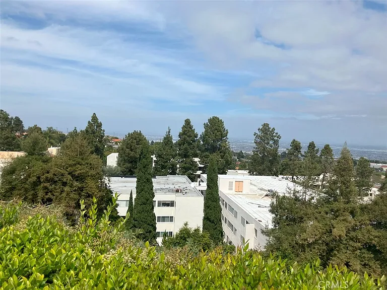 99 Hilltop Cir — Photo 15
