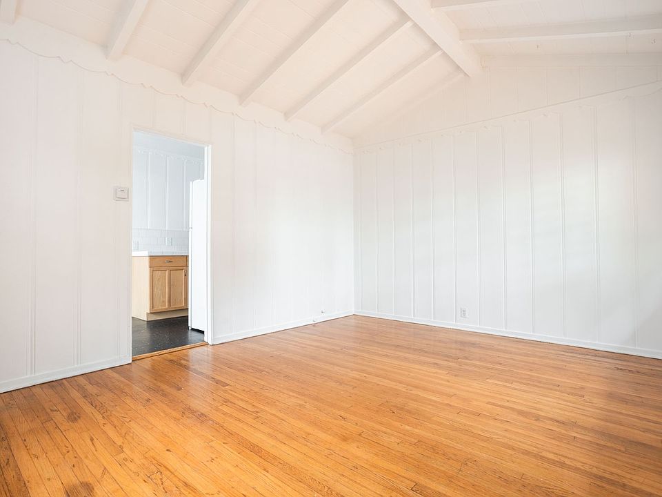 1st image of 620 Huntley Dr #622