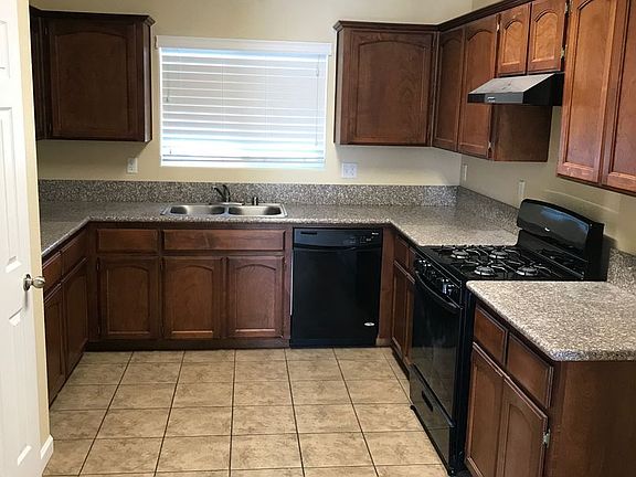 2nd image of 303 Joya Dr