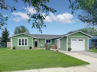 1904 20th Ave W, Williston, ND 58801