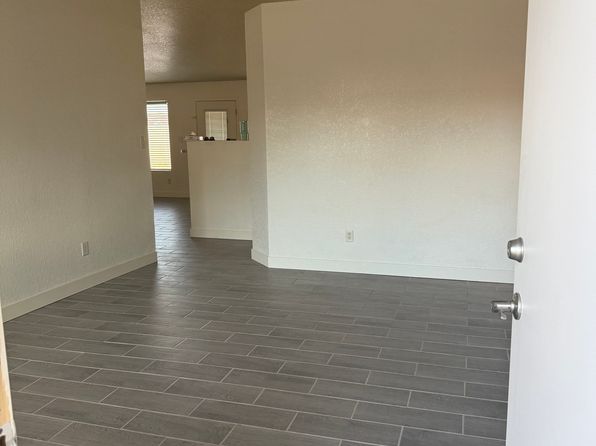 11229 E 24th Pl