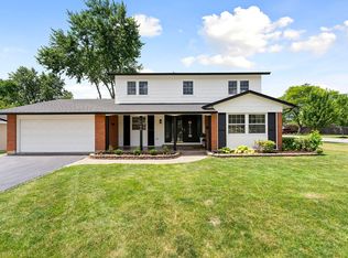 1100 Leicester Rd, Elk Grove Village, IL 60007