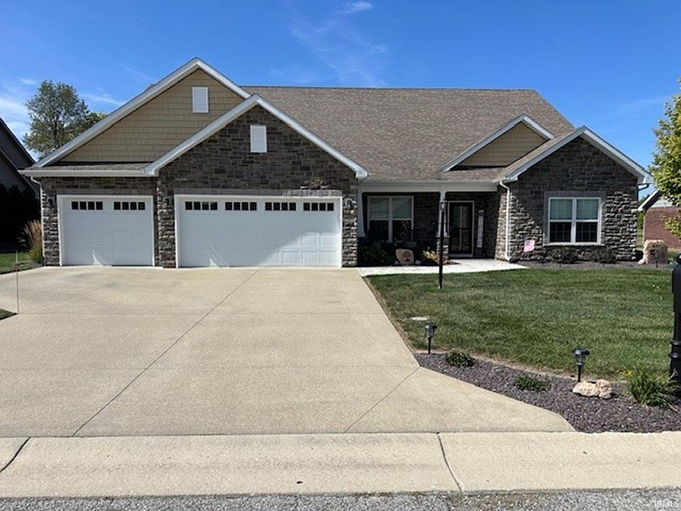 1st image of 2125 Foxfire Ln