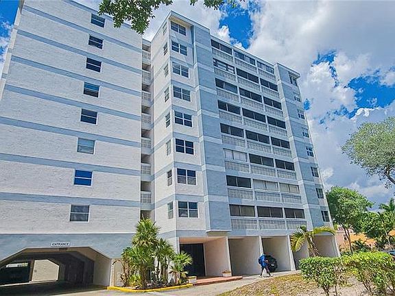 2nd image of 3301 Spanish Moss Terrace #219
