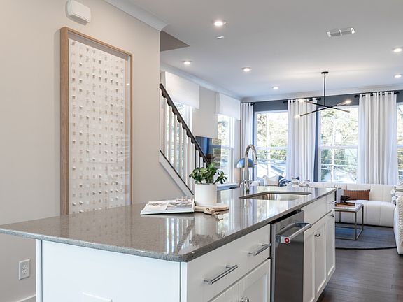 Oversized Island at Kitchen