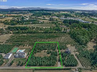 30776 SE Country Living Ln, Boring, OR 97009