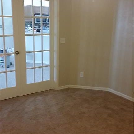 3rd image of 4229 NE 20th Pl