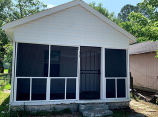 213 S West St, Canton, MS 39046
