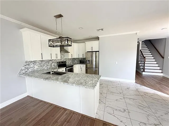 1309 Foy St — Photo 6