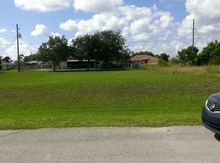 105 Arcadia Dr, Sebastian, FL 32958