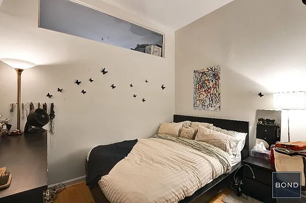 Rented by Bond New York | media 9