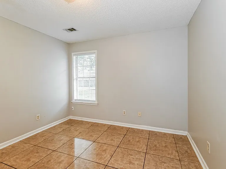 2086 Heather Rdg — Photo 15