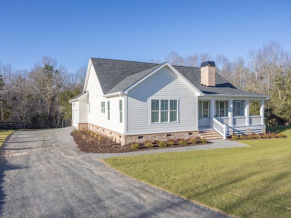 2nd image of 891 Lauren Cir