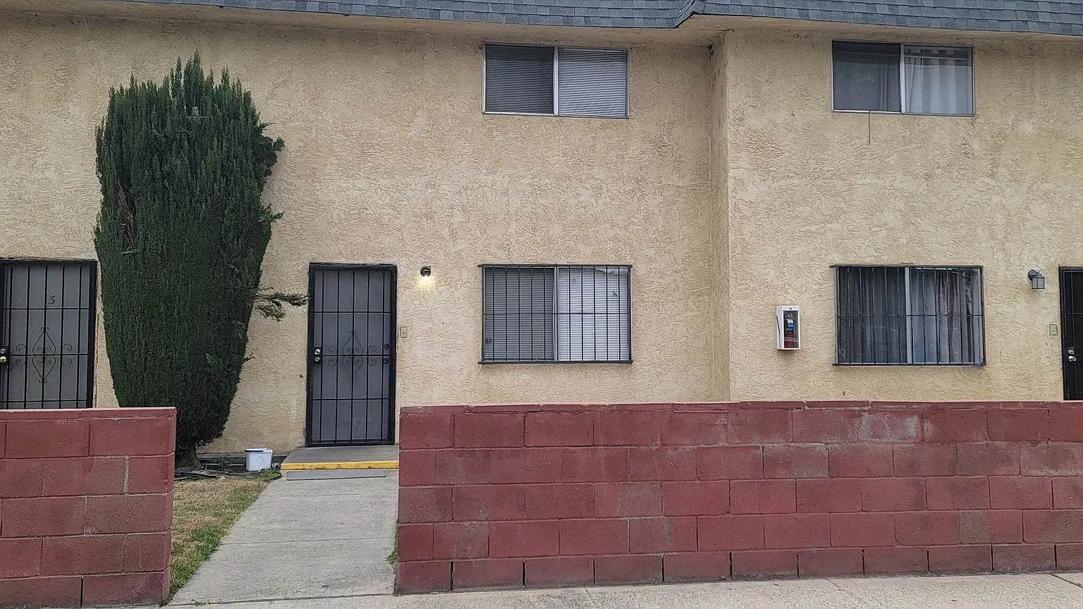 San Dimas St — Photo 1