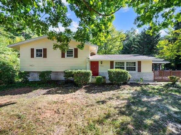 1022 Moreview Dr, Lynchburg, VA 24502