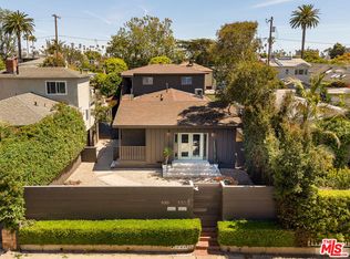 830 Palms Blvd, Venice, CA 90291