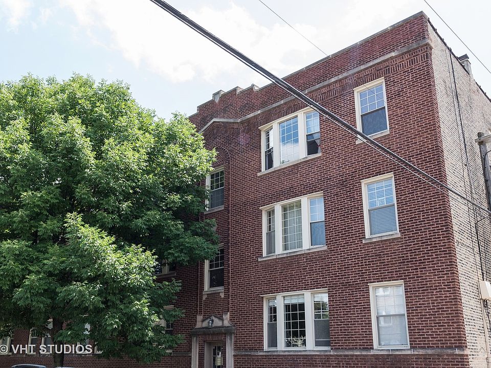 1st image of 3043 W Belle Plaine Ave #3