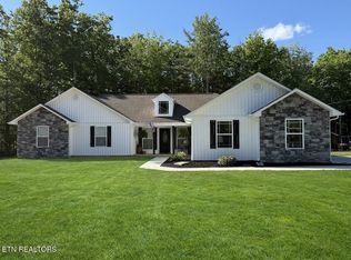 220 Kayla Ln, Oneida, TN 37841