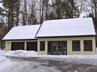 7 Julie Ann Ln, Cape Elizabeth, ME 04107