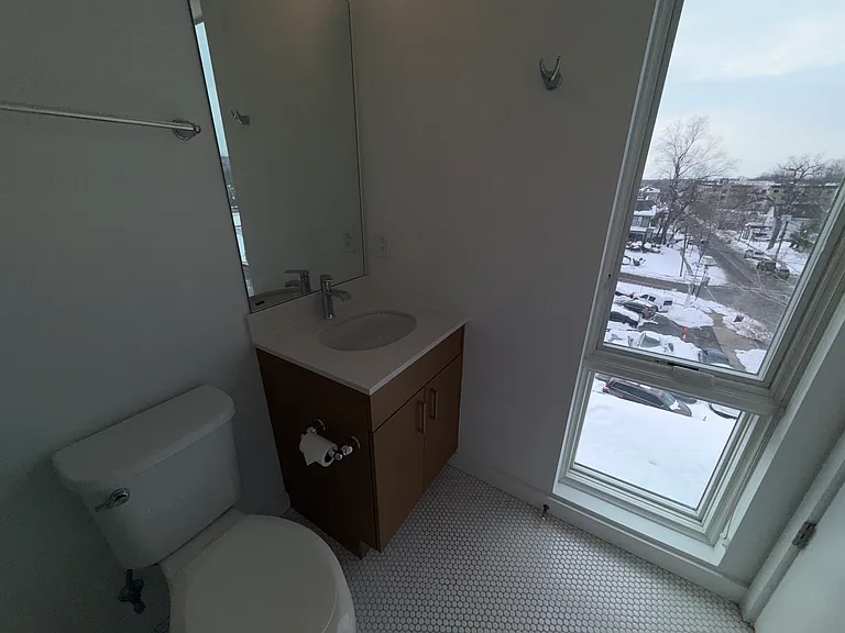 1008 South Ave #401 — Photo 9