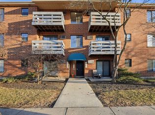 1367 N Winslowe Dr Unit 204, Palatine, IL 60074