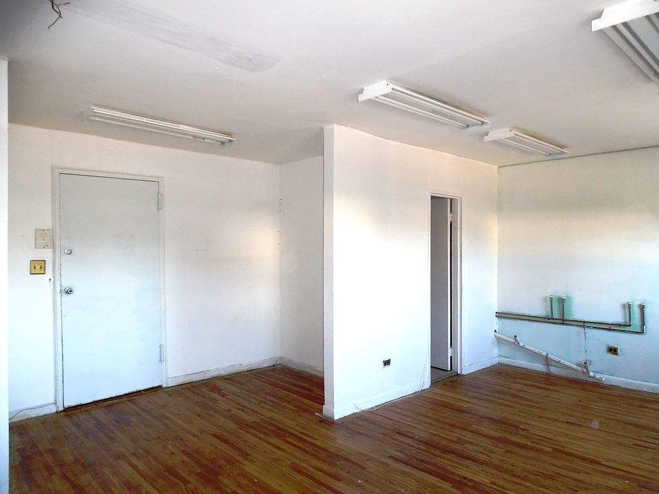 2nd image of 20514 Linden Blvd Ste 205
