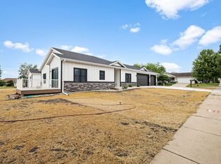 217 Dale Dr, Lodi, WI 53555