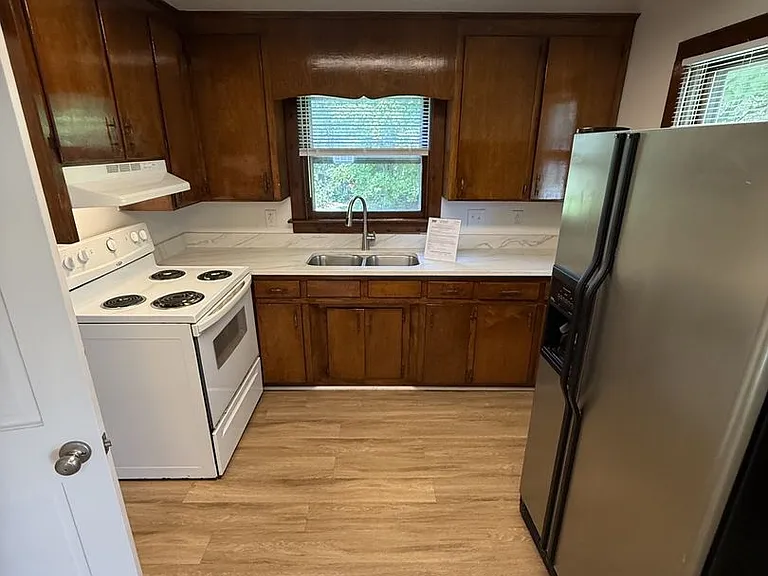 336 W Front St — Photo 9