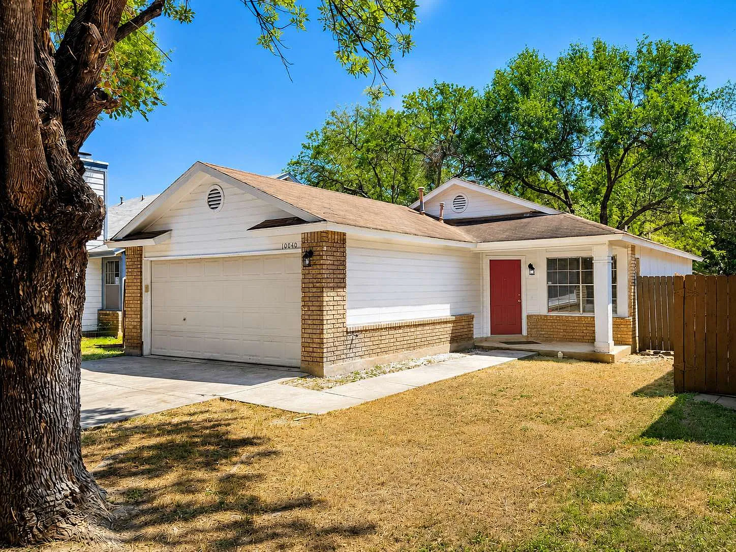 3 bed, 2.0 bath, 1142 sqft, $1,595 — Photo 2