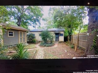 530 W Summit Ave #2, San Antonio, TX 78212