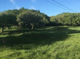 5 Sun Valley Dr, Spring Branch, TX 78070