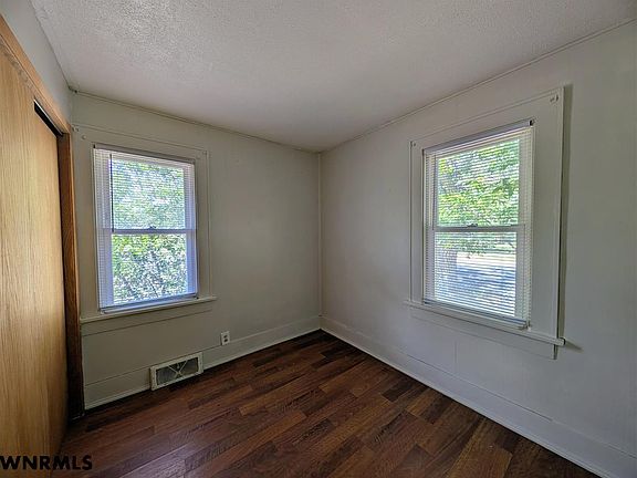 5th image of 2323 Avenue D