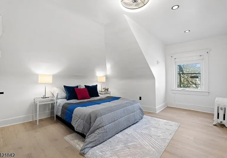 137 S Burnet St #3 — Photo 8