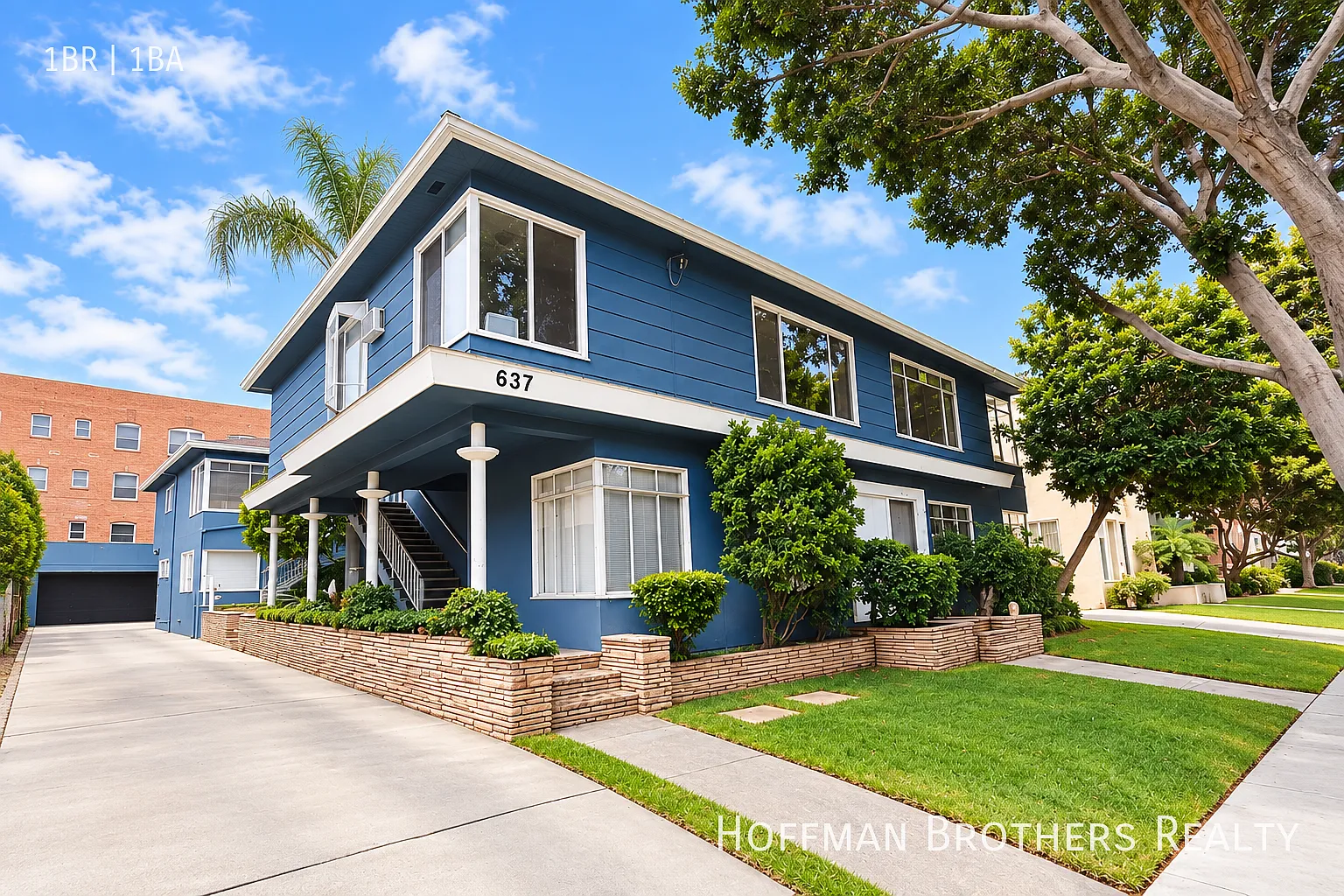 Spacious 1-Bedroom With Hardwood Floors & On-Site Laundry! — Photo 3