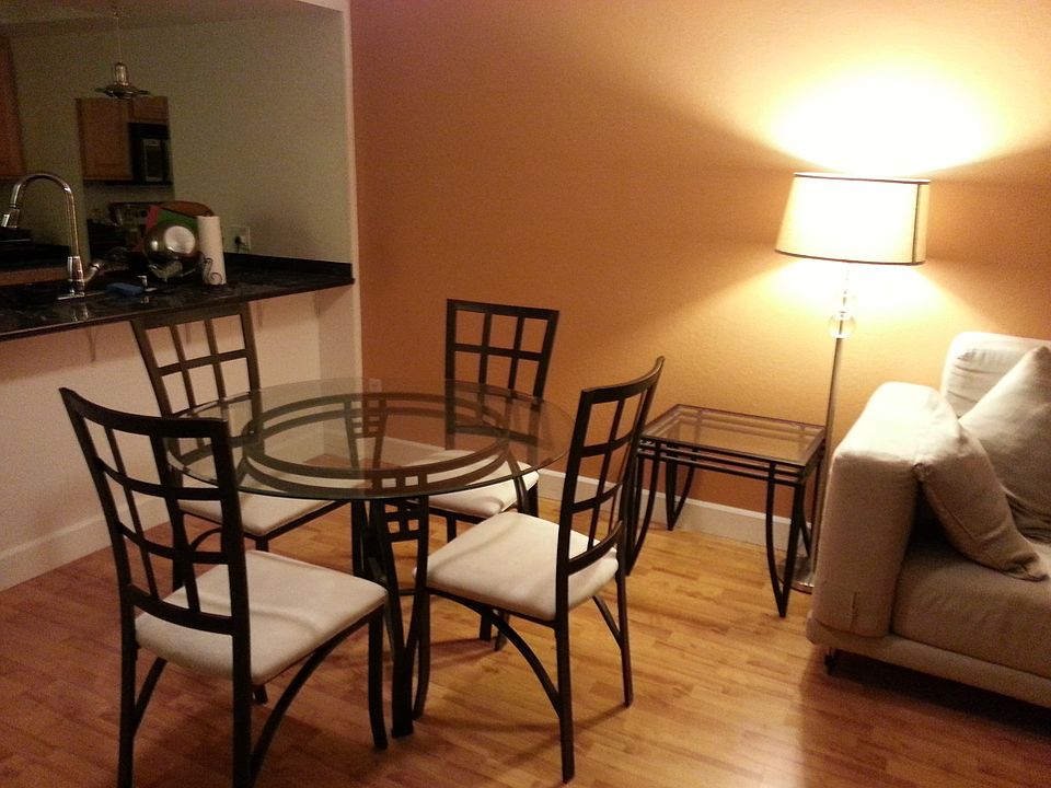 dining set