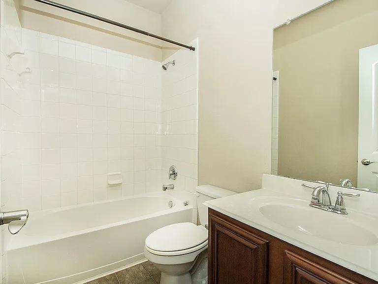4032 Eagle Dr — Photo 11
